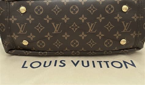 louis vuitton bill clip replica|louis vuitton counterfeit.